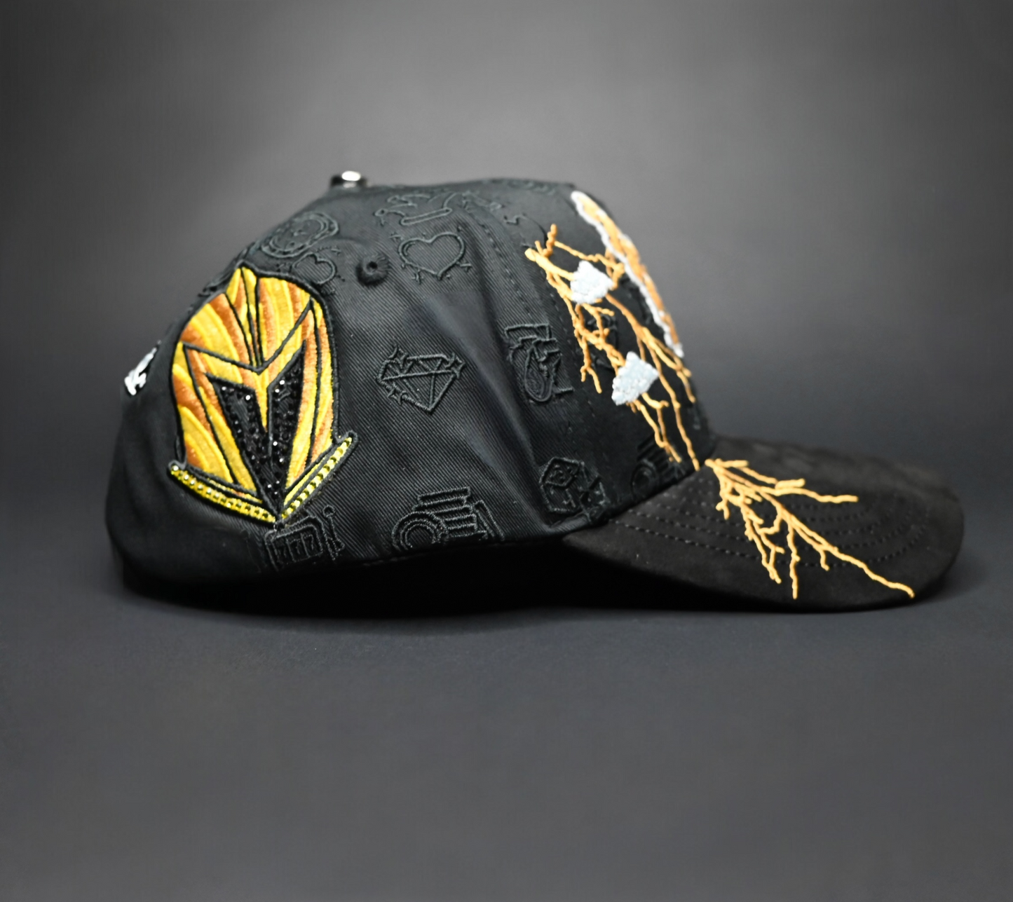 LV CLOUDS 🌩️ BLACK N GOLD